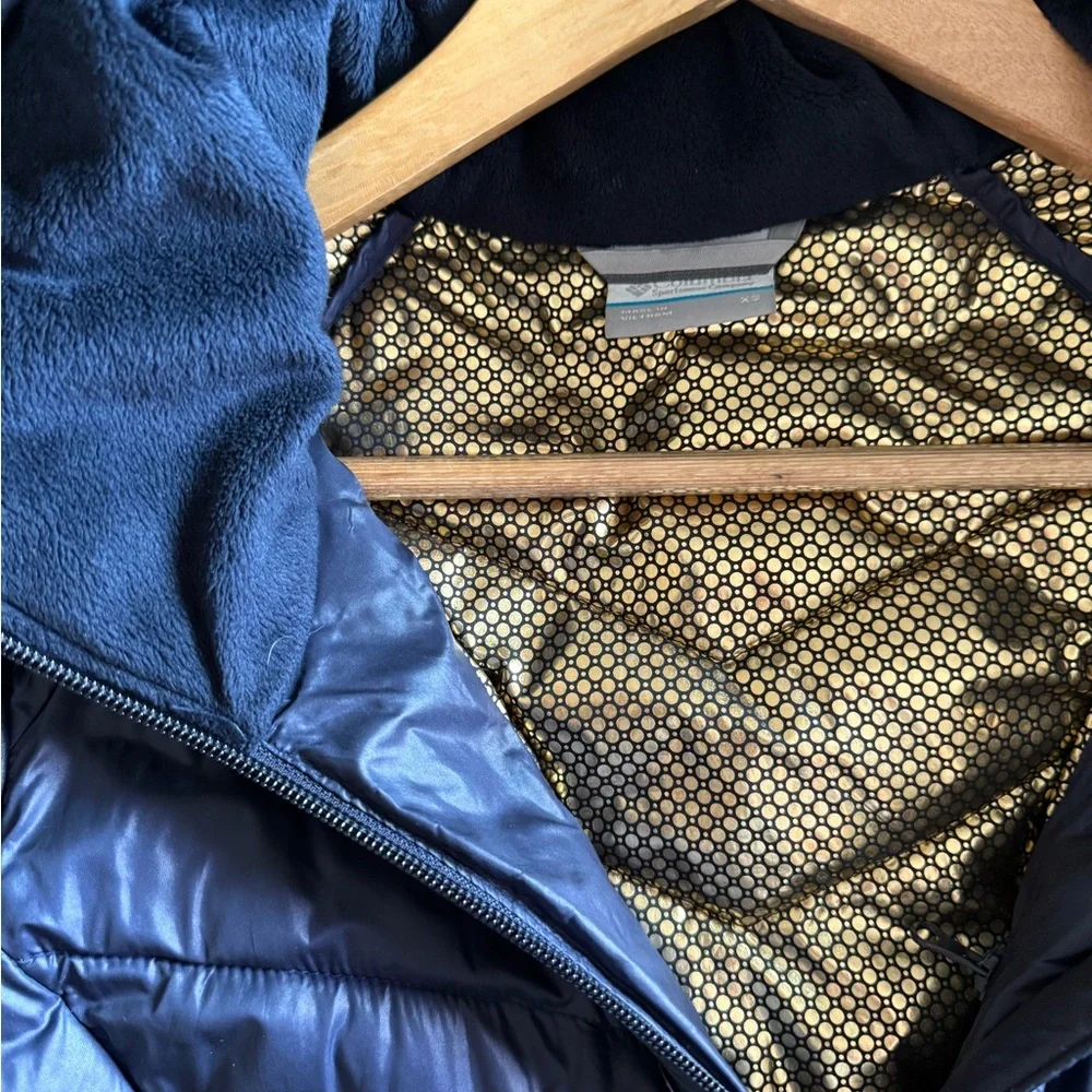 Columbia Women's Deep Blue Quilted Puffer Coat - Picture 4 of 6